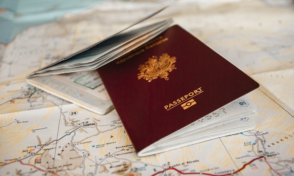 Demande de passeport et de carte d'identité - Démarches ANTS